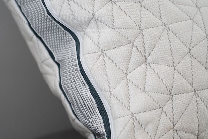 Eden Adjustable Pillow Hypoallergenic Shredded Memory Foam w Details about   Coop Home Goods 